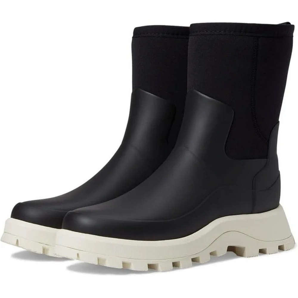 Hunter Black and Cream Women's Winter Boots